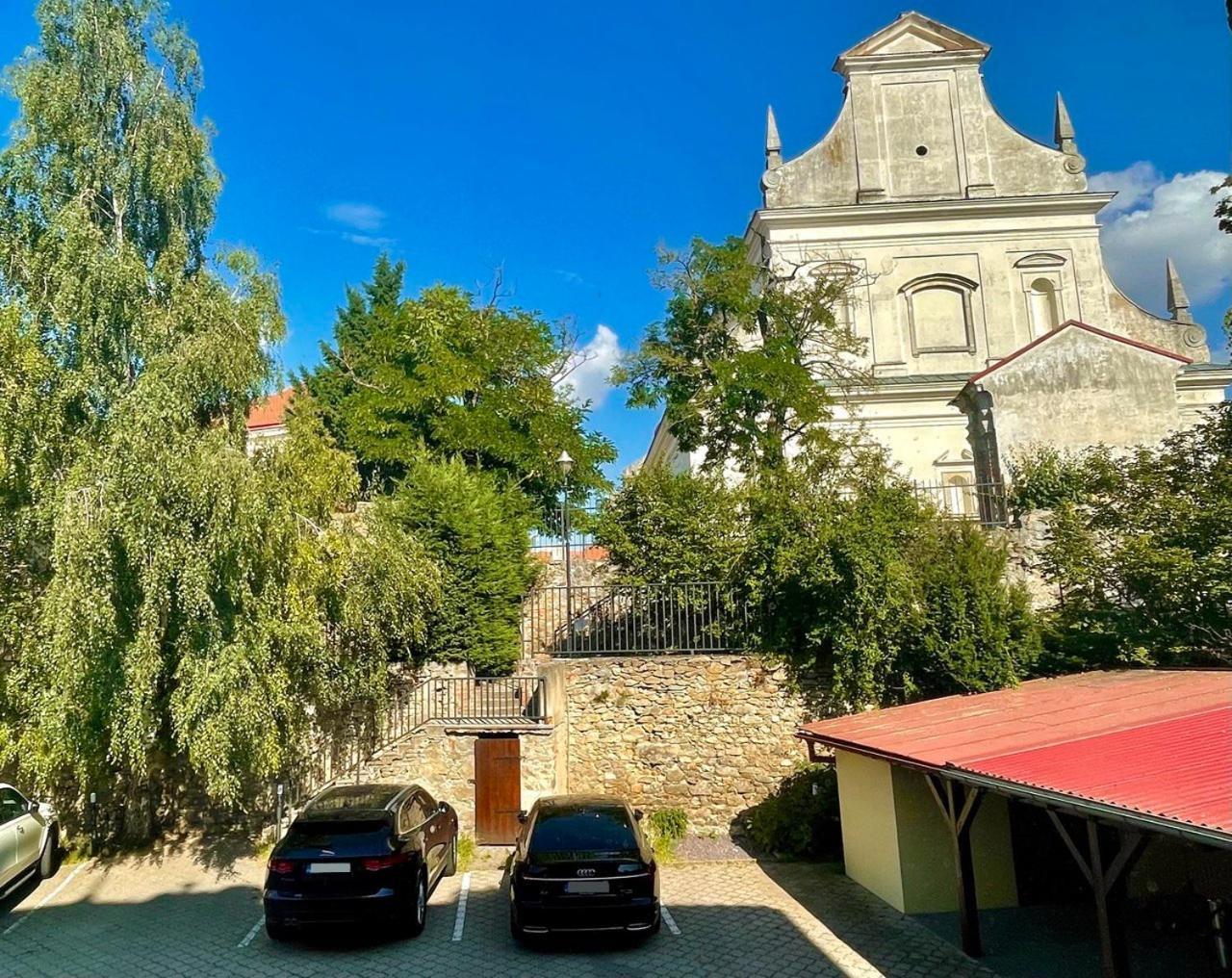 Hotel Katerina Зноймо Екстериор снимка