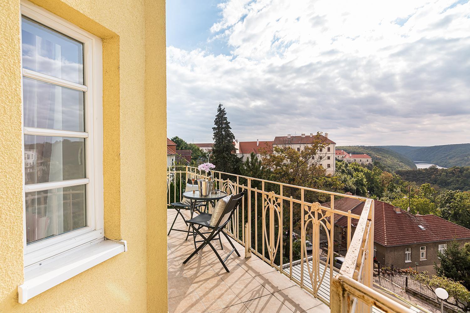 Hotel Katerina Зноймо Екстериор снимка