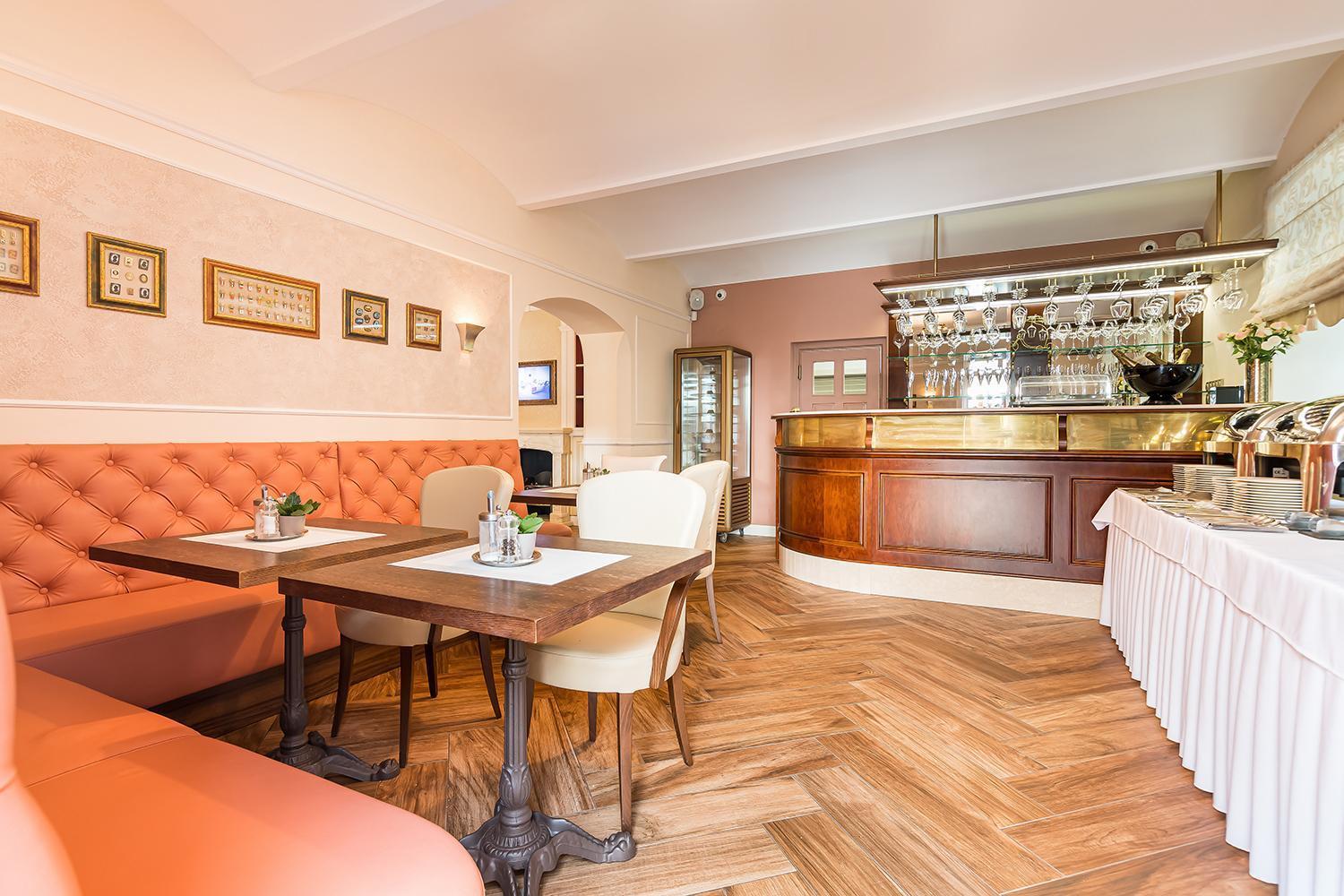 Hotel Katerina Зноймо Екстериор снимка